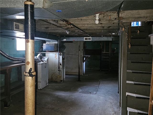 417 Bairdford Rd, West Deer, PA 15006