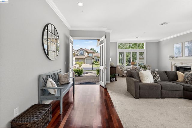 558 Montori Ct, Pleasanton, CA 94566