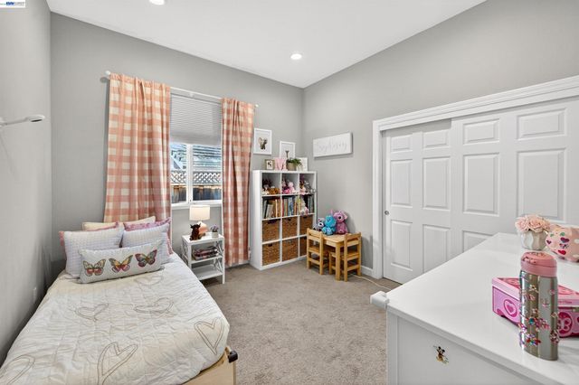 558 Montori Ct, Pleasanton, CA 94566