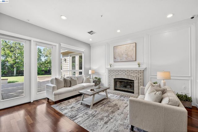 558 Montori Ct, Pleasanton, CA 94566