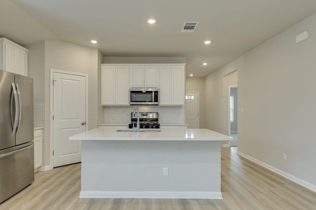 900 Main ST, Hutto, TX 78634