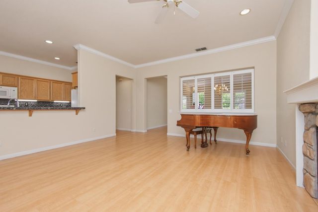 4124 Tahoe Vista Dr, Rocklin, CA 95765