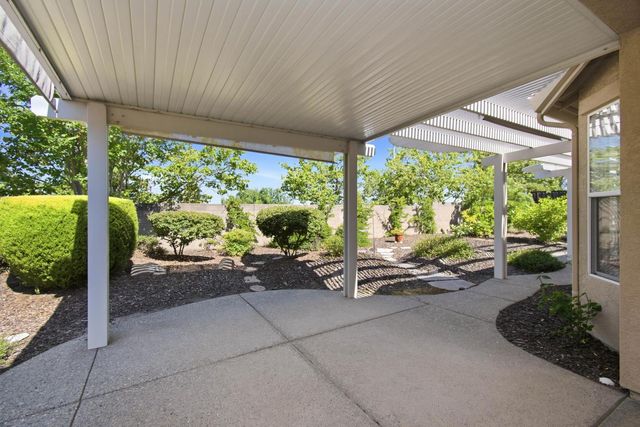 4124 Tahoe Vista Dr, Rocklin, CA 95765