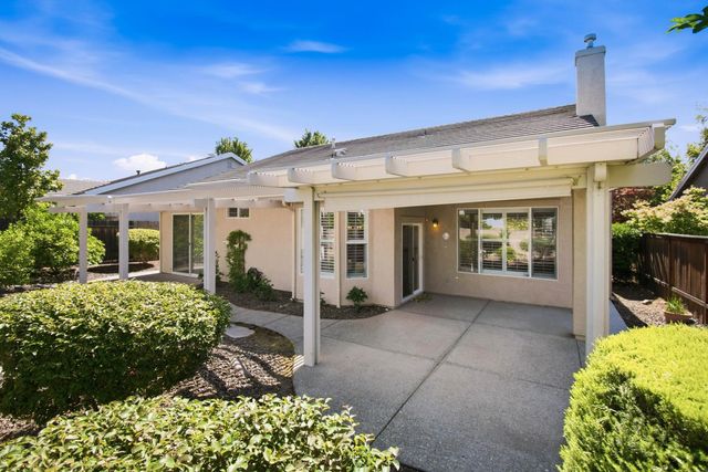 4124 Tahoe Vista Dr, Rocklin, CA 95765