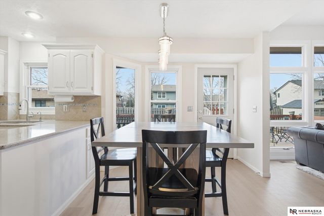 8714 Raven Oaks Drive, Omaha, NE 68152