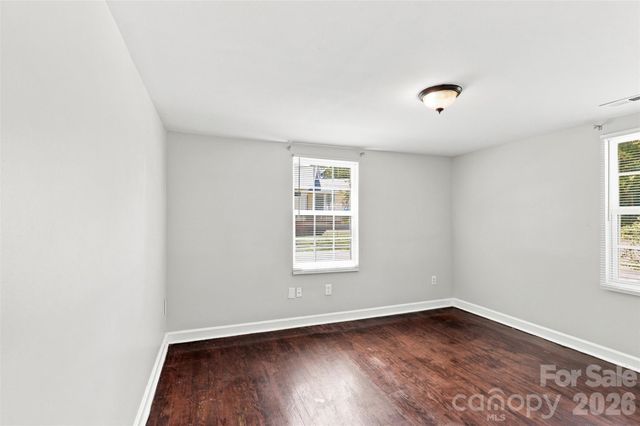 922 Ambassador Street, Charlotte, NC 28208