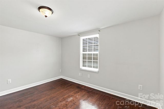 922 Ambassador Street, Charlotte, NC 28208