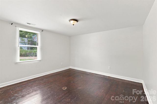 922 Ambassador Street, Charlotte, NC 28208