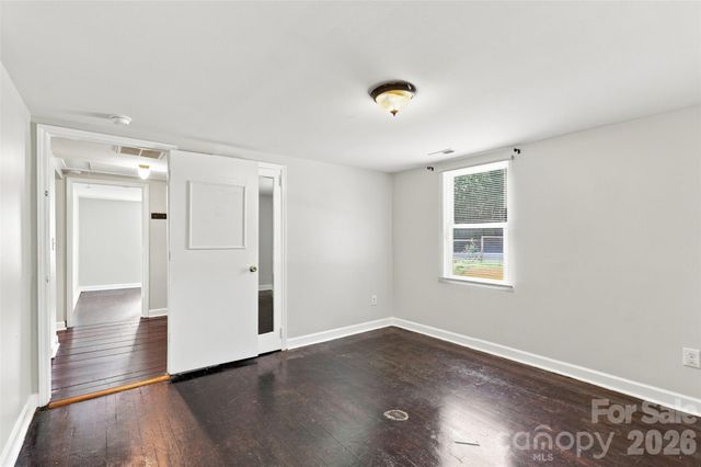 922 Ambassador Street, Charlotte, NC 28208