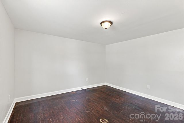 922 Ambassador Street, Charlotte, NC 28208