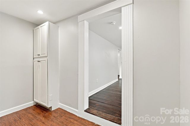 922 Ambassador Street, Charlotte, NC 28208