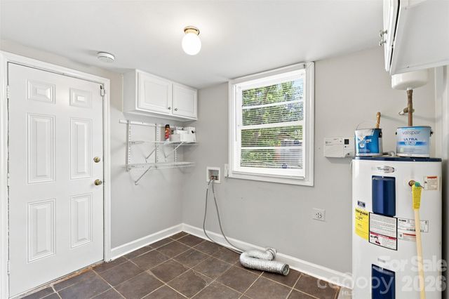 922 Ambassador Street, Charlotte, NC 28208