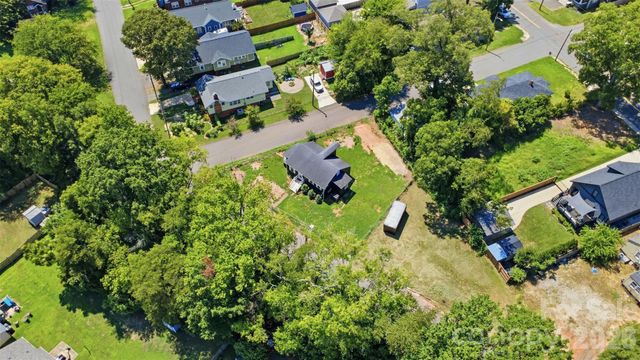 922 Ambassador Street, Charlotte, NC 28208