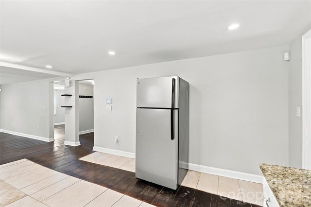 922 Ambassador Street, Charlotte, NC 28208