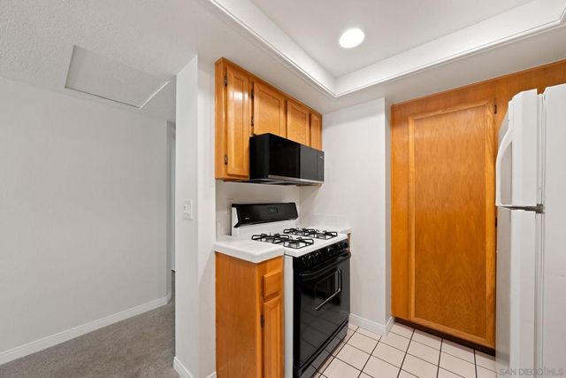 9909 Scripps Westview Way 212, San Diego, CA 92131