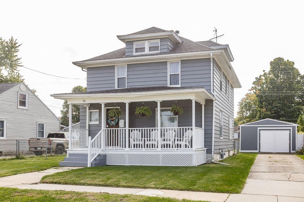 916 Ohio Street, La Porte, IN 46350