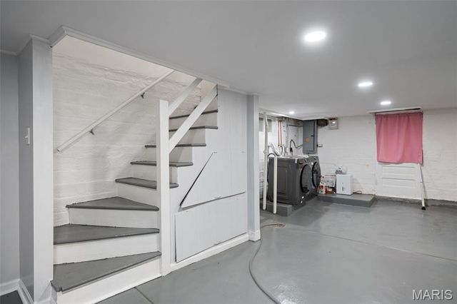 8303 Jackson Street, Normandy, MO 63114