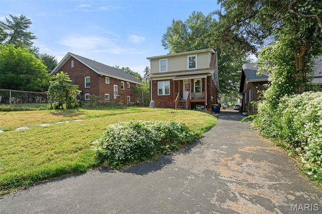 8303 Jackson Street, Normandy, MO 63114