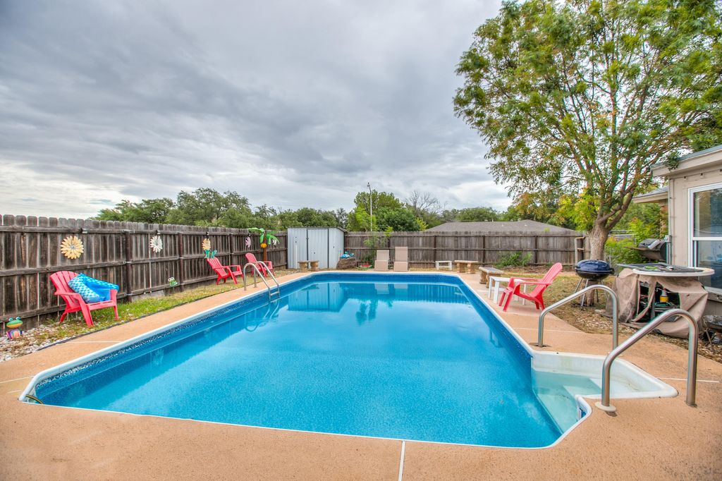 Image 31 of property listing at 2802 Canyon Creek Drive, San Angelo, TX 76904