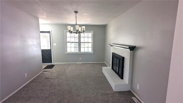 11705 Belmont Avenue, Kansas City, MO 64134