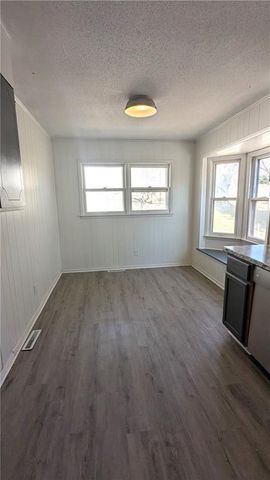 11705 Belmont Avenue, Kansas City, MO 64134