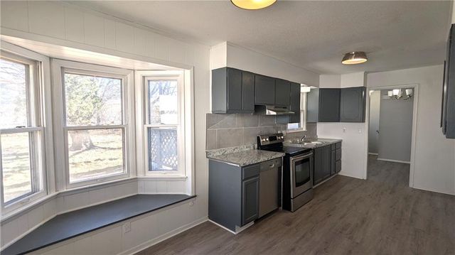 11705 Belmont Avenue, Kansas City, MO 64134