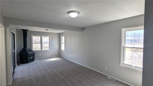 11705 Belmont Avenue, Kansas City, MO 64134