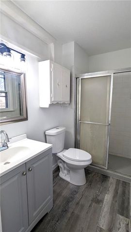 11705 Belmont Avenue, Kansas City, MO 64134