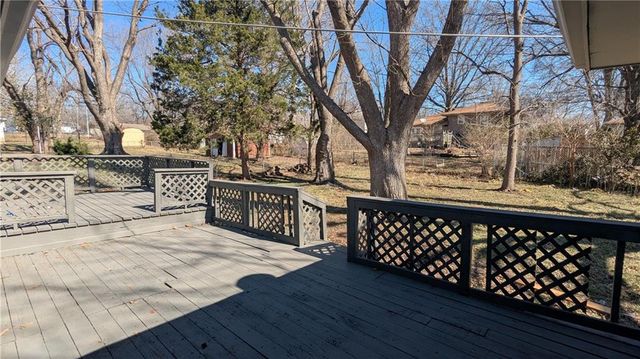 11705 Belmont Avenue, Kansas City, MO 64134