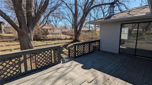 11705 Belmont Avenue, Kansas City, MO 64134