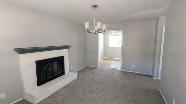 11705 Belmont Avenue, Kansas City, MO 64134