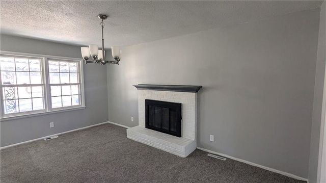 11705 Belmont Avenue, Kansas City, MO 64134