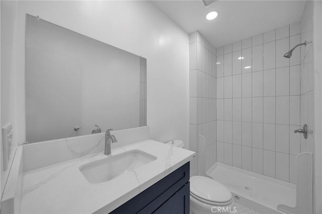 1242 E 7th St, Long Beach, CA 90813