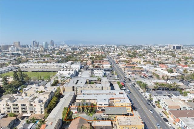 1242 E 7th St, Long Beach, CA 90813