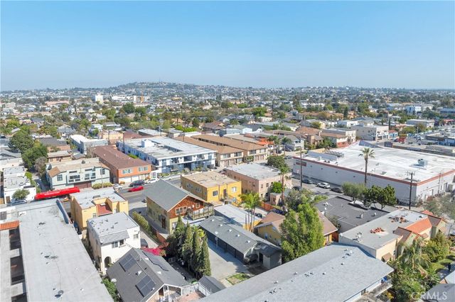 1242 E 7th St, Long Beach, CA 90813