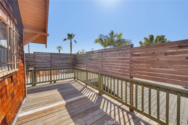 1242 E 7th St, Long Beach, CA 90813