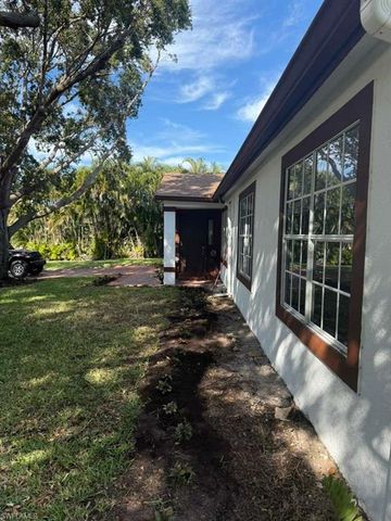 3190 52nd LN SW, Naples, FL 34116