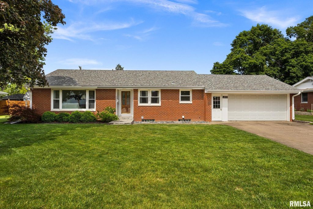 129 N LOUISIANA Avenue, Morton, IL 61550