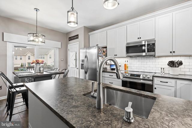 115 HAMPTON GREEN DR, North Wales, PA 19454