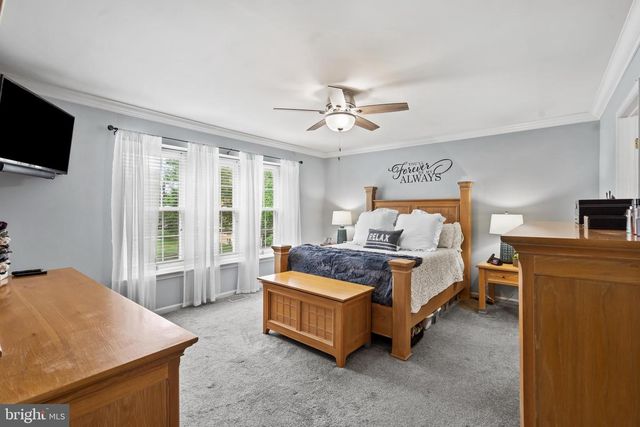115 HAMPTON GREEN DR, North Wales, PA 19454