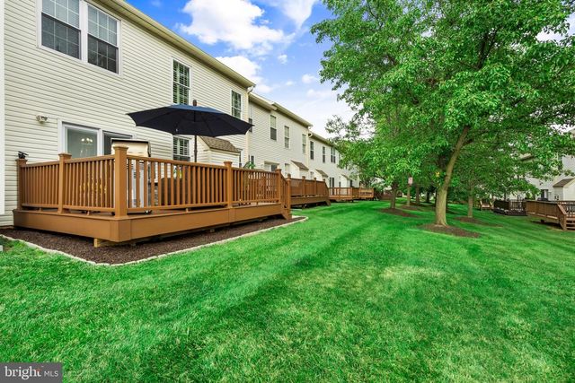 115 HAMPTON GREEN DR, North Wales, PA 19454