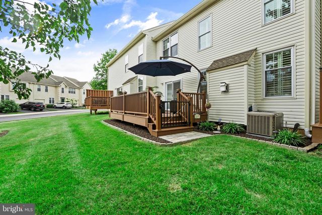 115 HAMPTON GREEN DR, North Wales, PA 19454