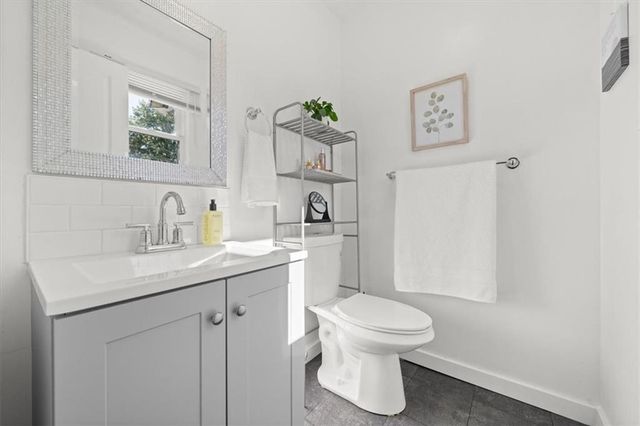 733 Mc Caffree Circle, Gardner, KS 66030