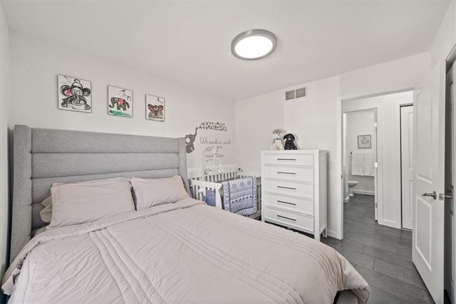 733 Mc Caffree Circle, Gardner, KS 66030