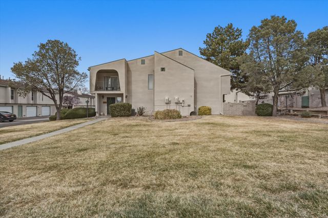 7505 Prairie Road NE, Albuquerque, NM 87109