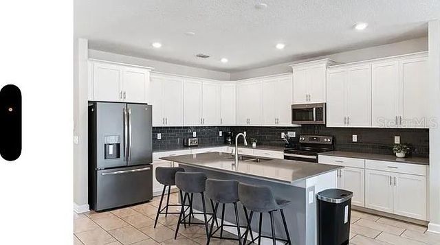 830 STICKS STREET, Davenport, FL 33896