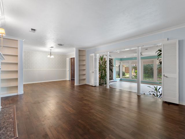 2115 Park Street, Greenville, TX 75401