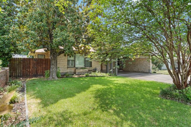 2115 Park Street, Greenville, TX 75401