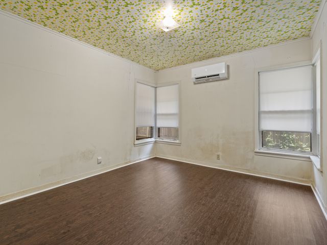 2115 Park Street, Greenville, TX 75401