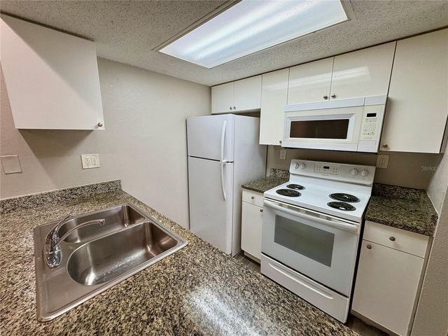 1911 5TH STREET W E, Bradenton, FL 34205